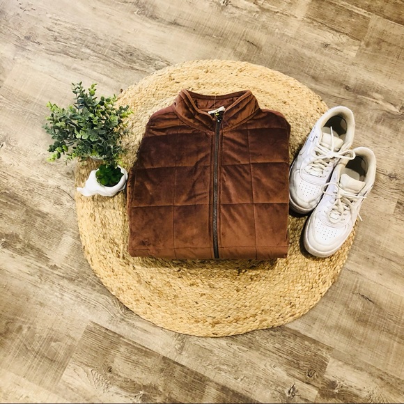 Main Strip Soft Quilted Dusty Pink Jacket - Picture 3 of 15